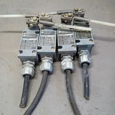 Lot Of 4 Allen Bradley 802T-ATP1 Ser F Limit Switch Body Only 300VAC Untested 