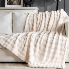 Off White Faux Fur Throw Blanket for Couch, Soft Fluffy Bubble Blanket for Bed S