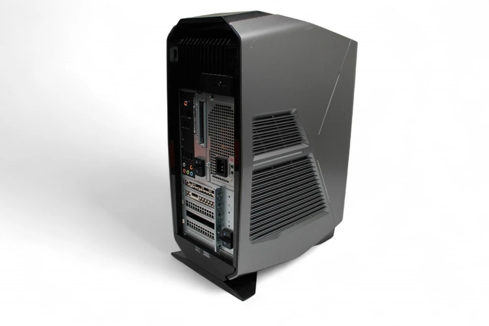 Alienware Aurora D23M Gaming Desktop i7-8700 16GB 1TB HDD 250GB SSD RTX 2080 W11 - Image 4 of 4