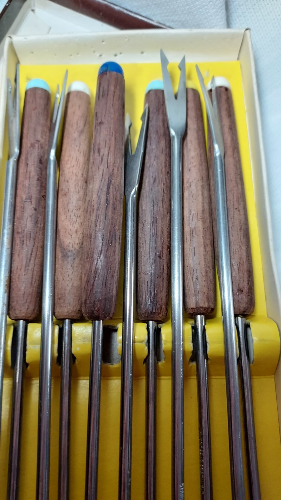 Vintage MCM STAINLESS STEEL Set of 11 FONDUE FORKS w/Wooden Handles Original Box