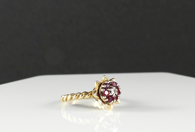 Vintage Solid 14K Yellow Gold Ring Ruby Diamond C… - image 6