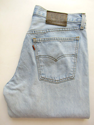 Levi's 619 straight leg mom cut  men's jeans W34 L32 light blue denim LEVG059