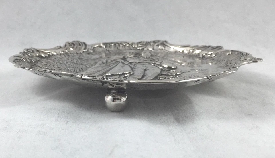 Bandeja con patas de escena rural figurativa alemana 800 esterlina 5" x 5" Foto 2 de 4