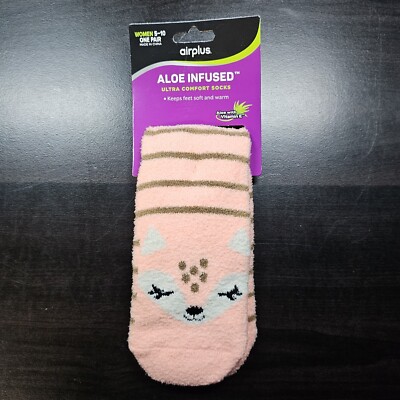 Women's Airplus Aloe Infused Socks Pale Pink Deer Striped Fuzzy Sock NEW