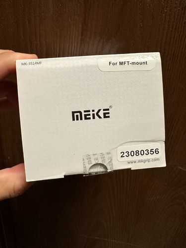 Meike 35mm F/1.4 MFT Mount Large Aperture Manual Focus APS-C Camera Lens - Picture 2 of 9