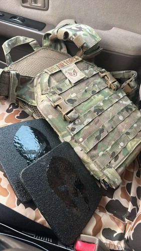 Warrior Assault Systems- Recon Plate Carrier W/ LV 3a Front & Back/LV 3 Side Pla