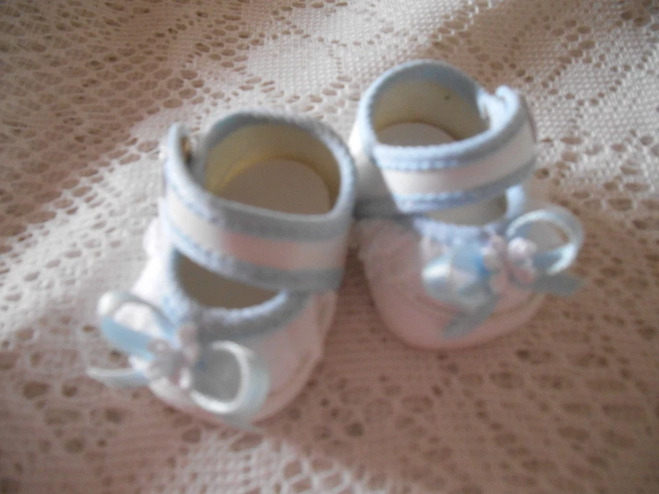 Lot 6 pair Baby Doll Shoes 1 3/4 (4.5cm) fits Kewpie Cameo, Berenguer 10", Gotz - Image 2 of 4
