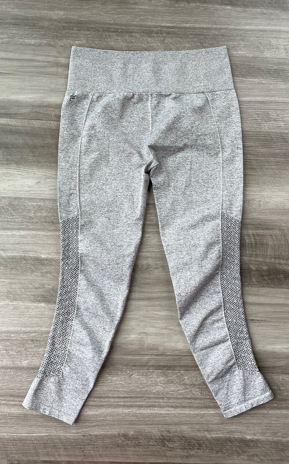 Fabletics Gray Stretch Pants Size L Leggings Comp… - image 3