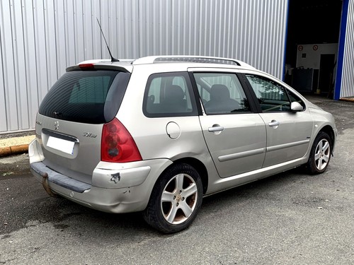 Tiroir sous siège AVG PEUGEOT 307 SW Phase 1 2.0Hdi 136ch / 9634488977 - Foto 2 di 10