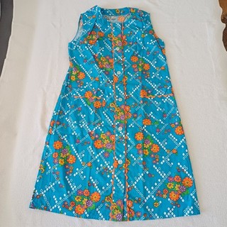 Vintage Kittelschürze 70er Jahre Gr. XL Baumwolle Typisch Farbenfroh Top Look