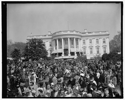 Youngsters jam White House lawn to roll Easter eggs. Washington, D.C., April