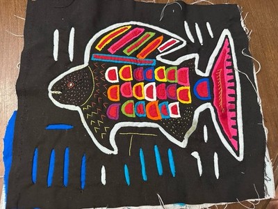 Vintage Kuna Mola Textile, Fish,  12  x 13.5'', Unframed Hand sewn