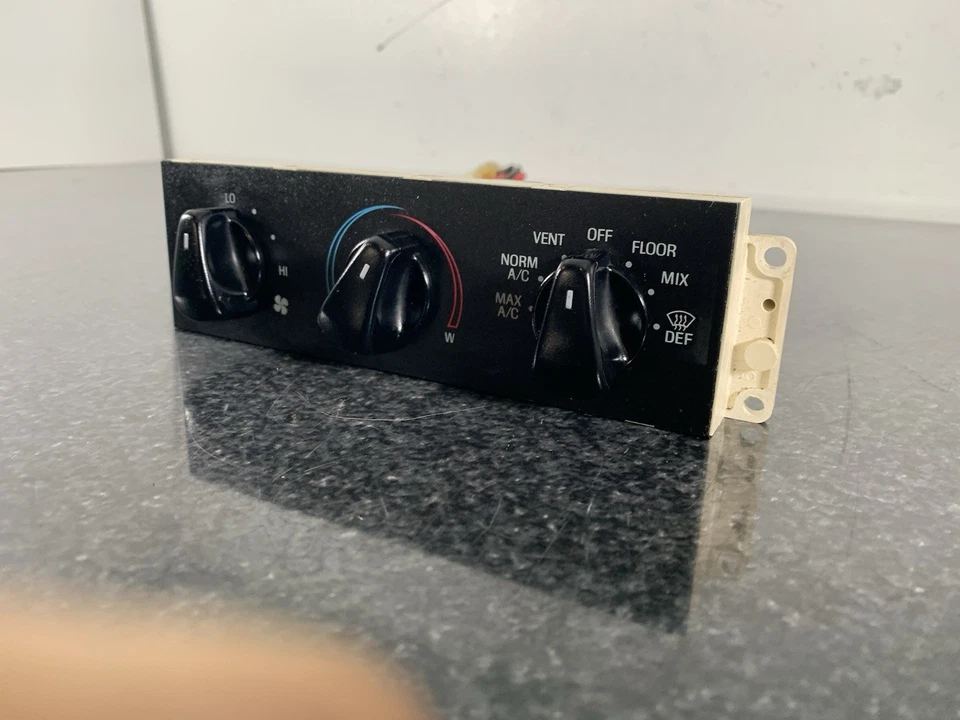 Ford F-150 F-250 F-350 Bronco 1992-1996 calefacción temperatura control de clima con manguera equipo original Foto 4 de 4