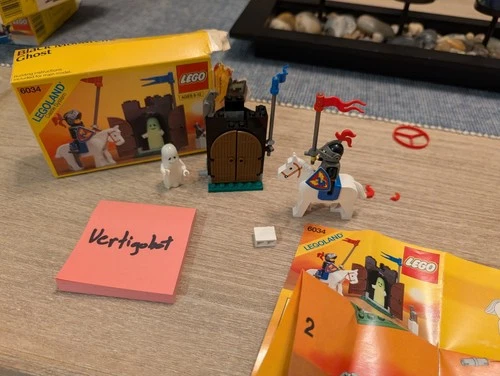 Lego Castle Black Monarchs Ghost 6034 100% Complete W/Instructions and box