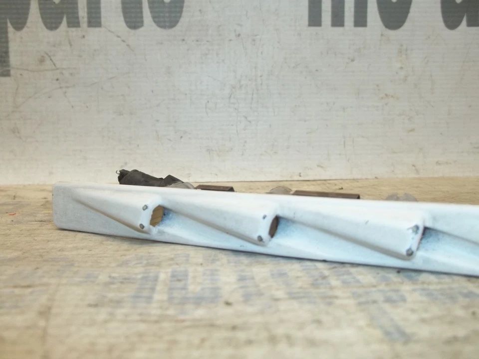 Carcaça de monitor de lâmpada de fibra óptica para-lama direito Cadillac Deville Fleetwood 89-93 - Imagem 4 de 4