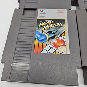 Lotto 4 giochi NES Marble Madness Skate or Die Football Super Mario Bros/Duck Hu