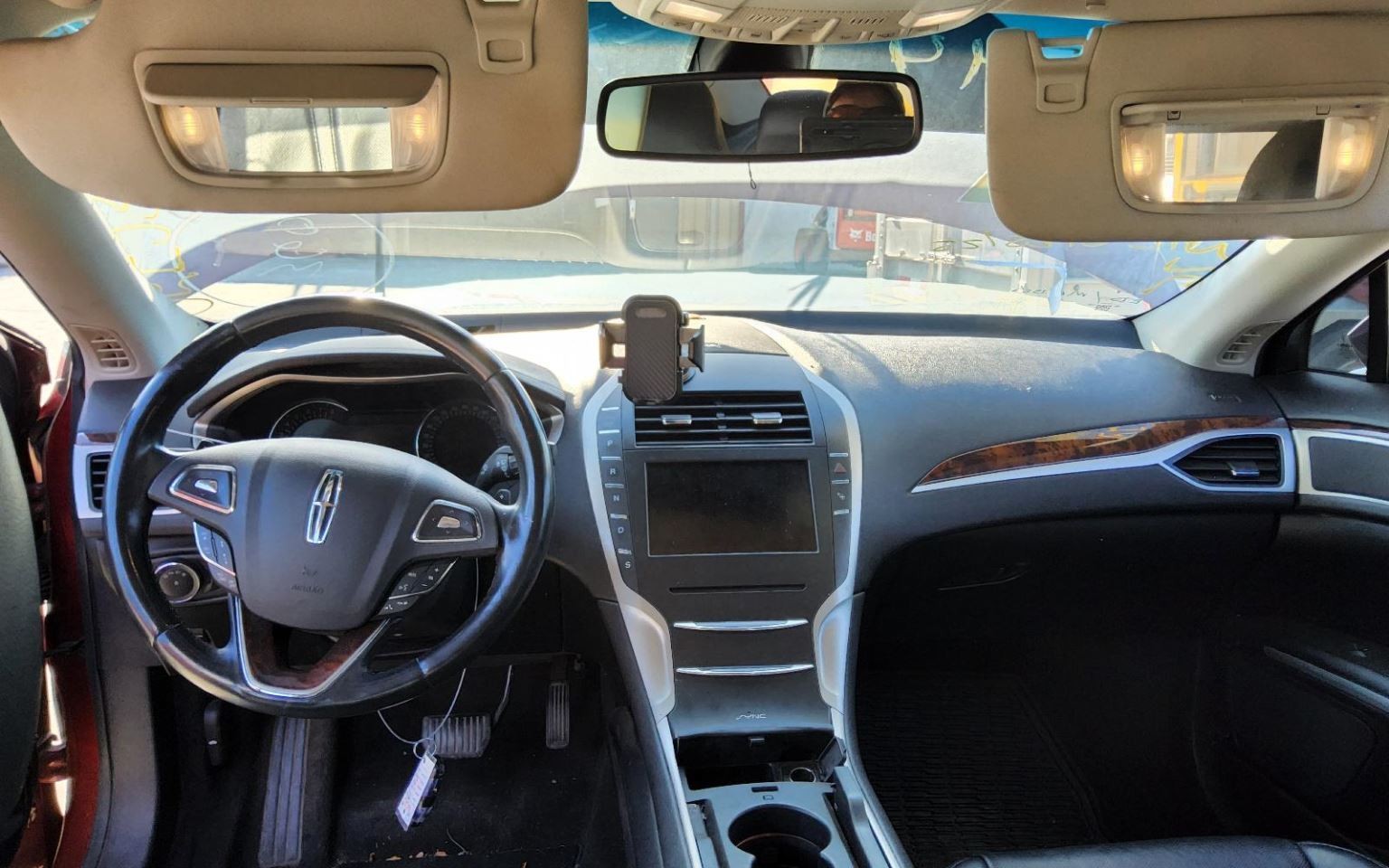 LINCOLN MKZ 2013-2016 RIGHT FRONT KNEE 1679202