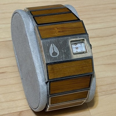 Nixon The Rotolog Direct Time Bamboo Wood Grain Surf Analog Mens