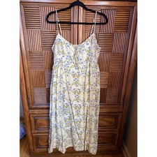 Urban Outfitters Floral midi dress size L