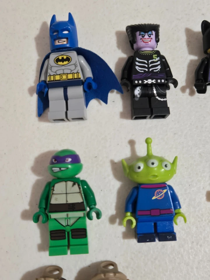 Lego BATMAN TORTUGA NINJA ALIEN y más (6 en total) lote de minifiguras y accesorios Foto 2 de 4