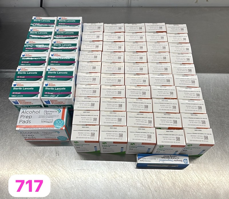 2,500 ONE TOUCH ULTRA. TEST STRIPS,METER,SOLUTION,PADS,LANCETS,DINGED