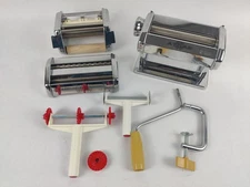 ATLAS Hand Crank Pasta Maker w/  Attachments Mercato Ravioli