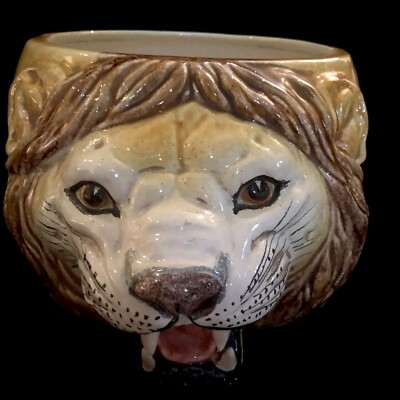Very rare 1970s Vintage Lion Jardinere Planter made In Italy