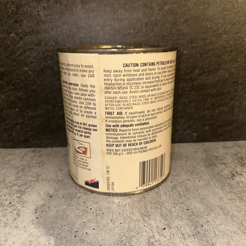 Mancha de madera interior a base de aceite ZAR 136 nogal inglés, 1 cuarto de galón descontinuada Foto 3 de 3