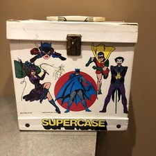 VINTAGE 1976 SUPER FRIENDS RECORD CASE- BATMAN- SUPERMAN- WONDER WOMAN- JOKER