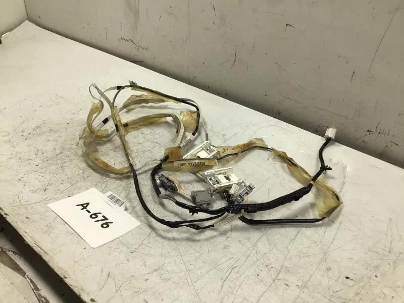 Nissan Altima 2012 cerradura de puerta delantera y trasera derecha del lado del pasajero huelga OEM+ Foto 3 de 4