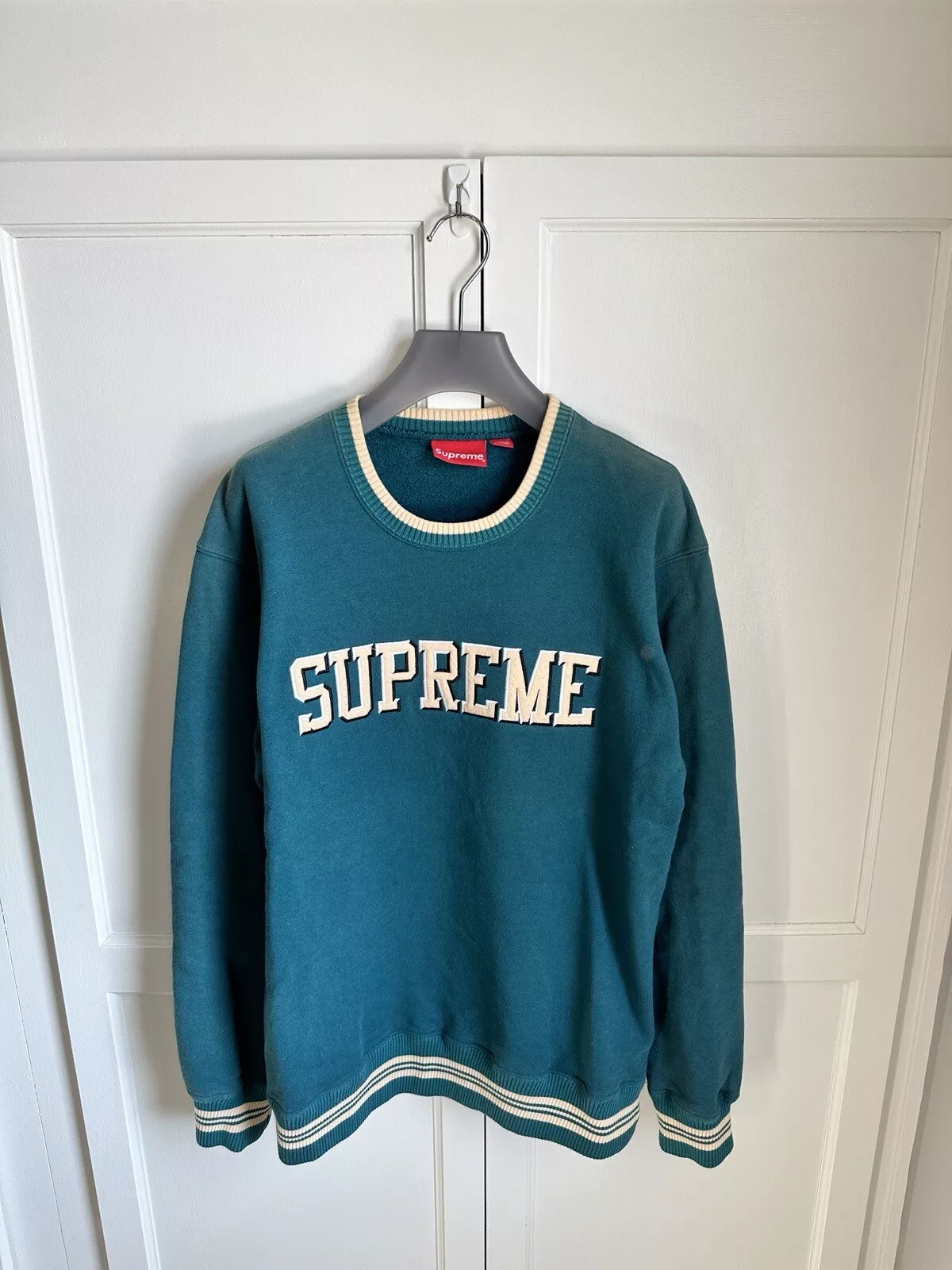 Sweat shirt à encolure rasoir brodé Supreme homme grand L vert sarcelle ivoire