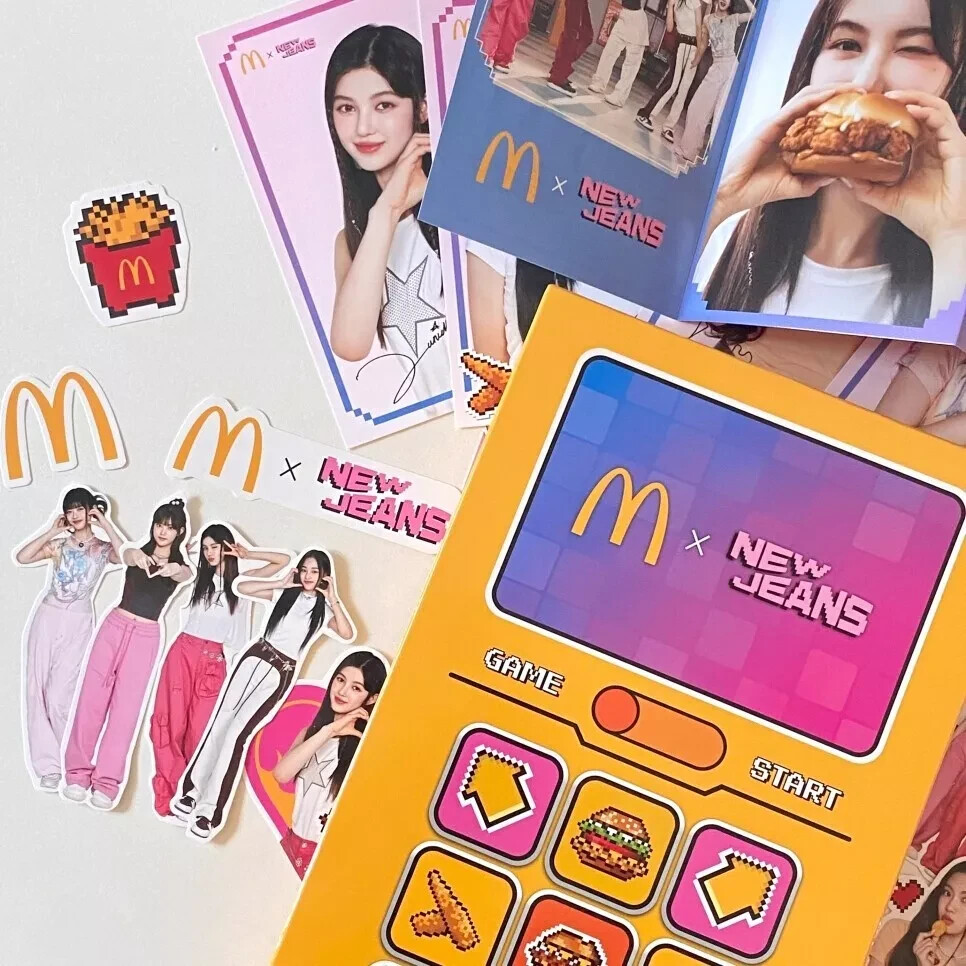 McDonald's x NewJeans] Special Gift Set Collectors Kit Ver