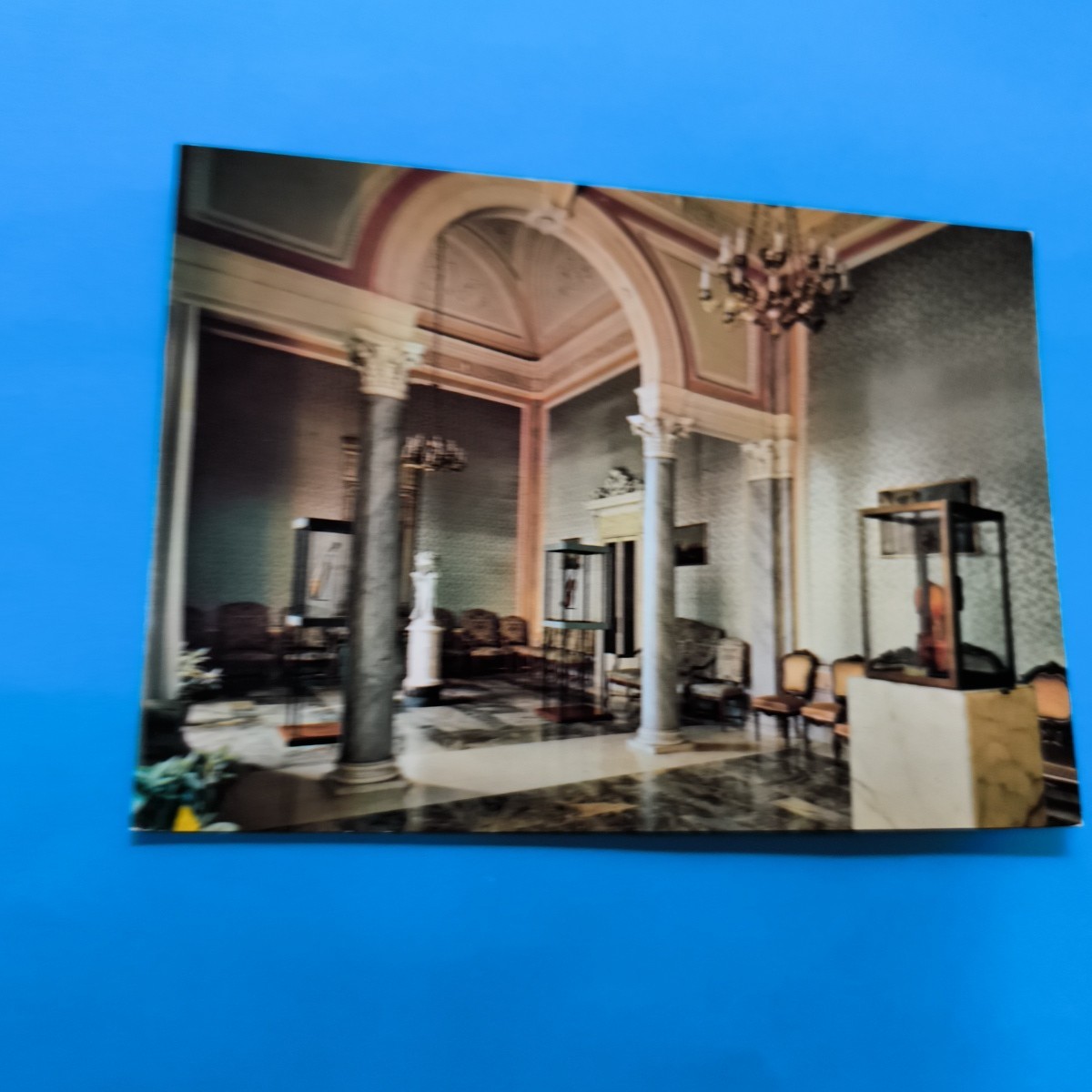 CREMONA PALAZZO COMUNALE SALA DEI VIOLINI STADIVARI  CARTOLINA A COLORI SCRITTA