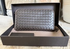 Bottega Veneta Brown Woven Zip-Around Women  s Wallet-Box And Dust Bag