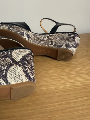 Gabor Black Patent/Snake Skin Sandals Size 5 UK Leather Wedges Quality Worn Once - Picture 7 of 10