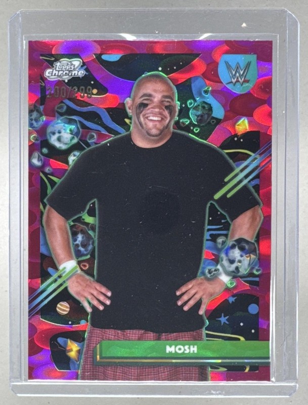 Mosh 2026 Topps Cosmic Chrome WWE #17 Magenta Cosmos Refractor /299