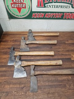 K151 Lot of 5 carpenter hatchets PLUMB etc