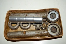 1932 1933 1934 Ford pass pickup King pin Set cabriolet NORS flathead V8 4 cyl 8