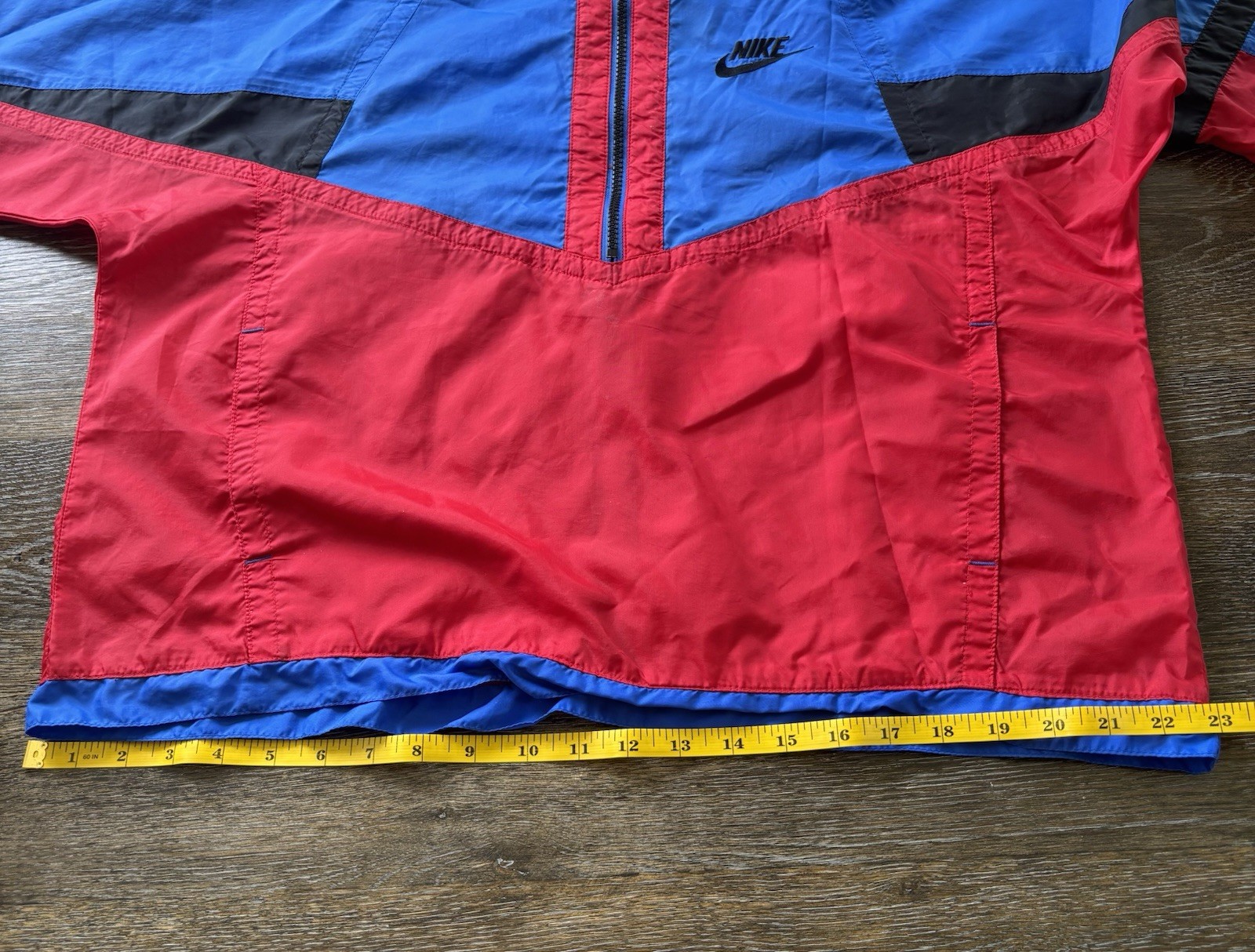 SACAI X NIKE Giacca a vento Nike vintage blu e rossa