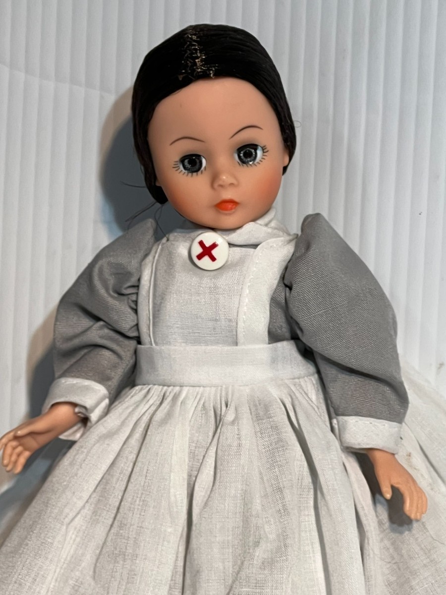 Madame Alexander ディノザウルス・コスチューム人形 約18cm Madame Alexander CLARA BARTON DOLL 1130 Dress Slip Bloomers
