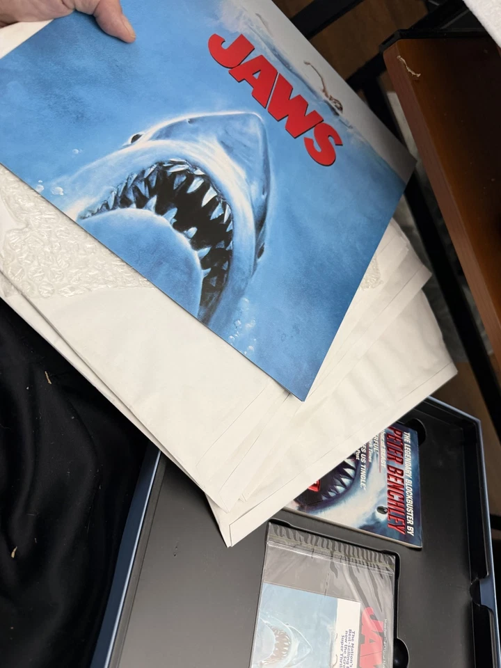 JAWS 4-Laserdisc LD BOXED SET SIGNATURE COLLECTION LIMITED EDITION W/CD + BOOK! - Image 2 of 4