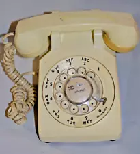 VINTAGE White Bell System Western Electric CS500DM Rotary Dial TELEPHONE