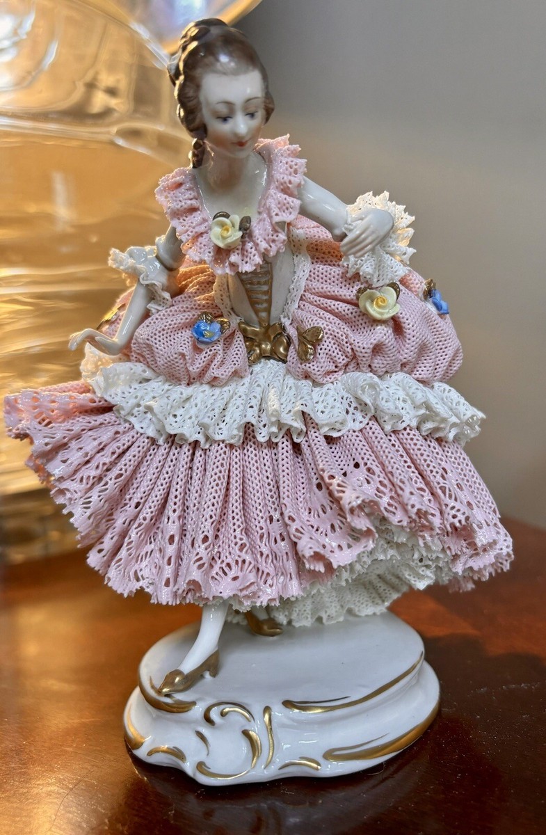 Irish Dresden 陶器人形Ｊ⭐︎ Vintage MZ Irish Dresden Lace Figurine, Musician Playing
