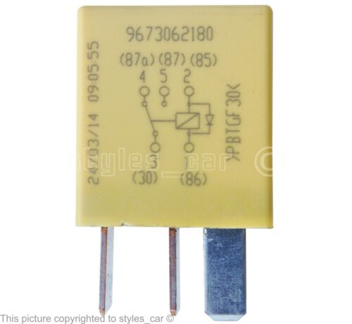 9673062180 genuino Peugeot y Citroen (09-20) relé amarillo de 5 pines Omron 34F231308 - Imagen 8 de 10