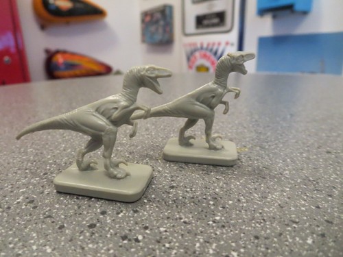 JURASSIC PARK THE LOST WORLD GAME 1996 REPLACEMENT T-REX RAPTORS WW shipping - Picture 2 of 2