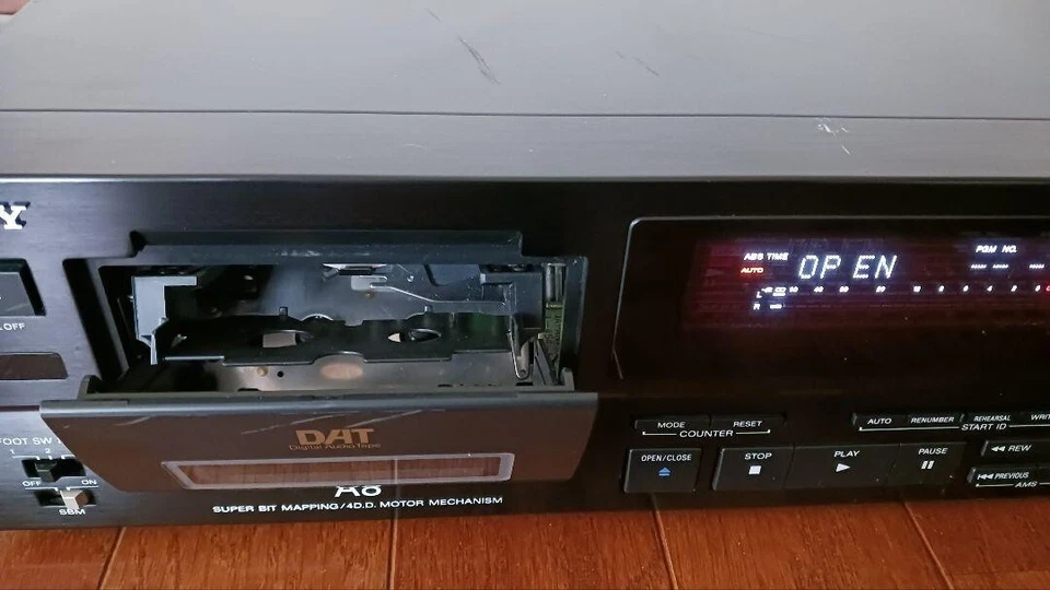 SONY DTC-A8 DAT Deck Digital Audio Tape Player Working Tested From Japan - Image 3 of 4
