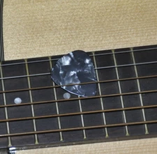 100pcs thin 0.46mm Blank Guitar Picks Plectrums Celluloid Pearl Black