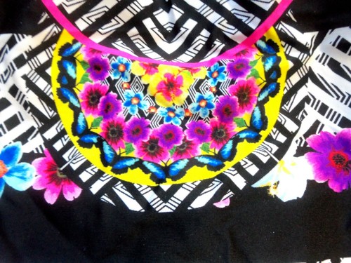 Jessica Simpson Strapless Black & White with Center Floral One Piece Swimsuit M - Picture 5 of 7