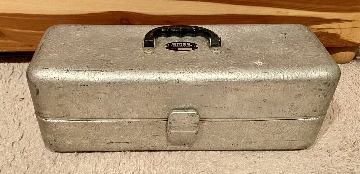 Vintage UMCO (Upper Midwest Company) Aluminum Model 40 Vintage UMCO (Upper Midwest Company) Aluminum Model 40