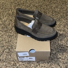Clarks Collection Calla Ease Dark Olive Suede Loafers Women's Size 6 M New